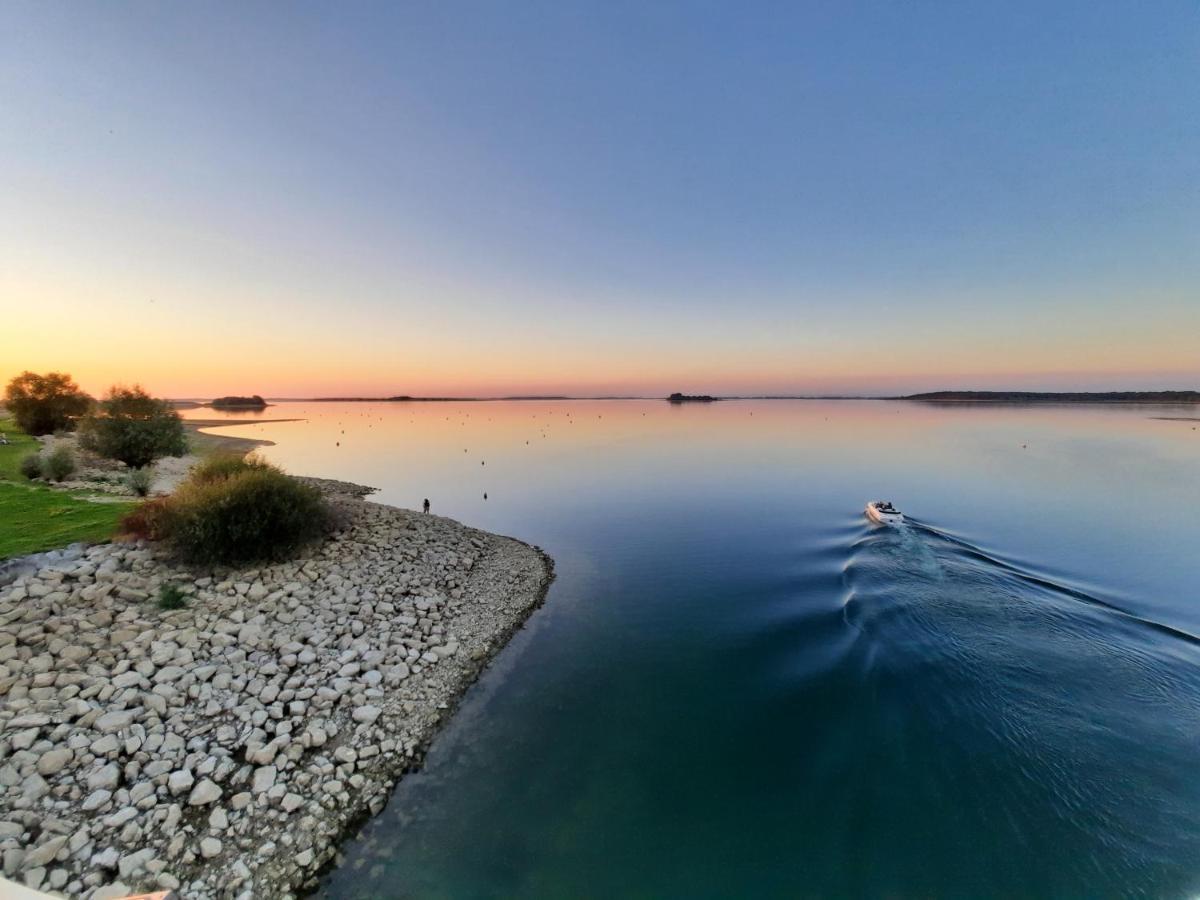 Marne Lac Du Der Joli Chalet Au Charme Du Der Chatillon-sur-Broue Exteriör bild